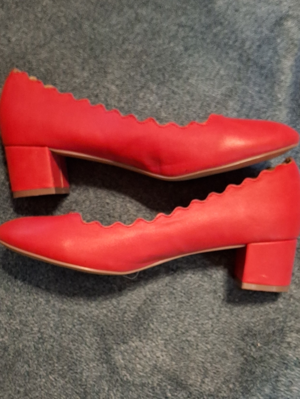JG Red Scalloped Block Heel Pumps for Women